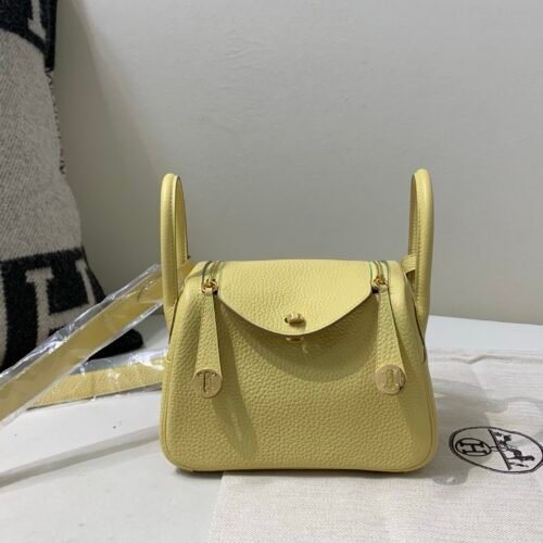 Lindy Price 19CM 1Z Jaune Poussin Togo Leather Gold Hardware