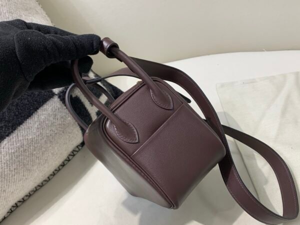 wsxc1740758147121_2 Lindy 19CM Swift Leather Gold Hardware 46 EBONE Global Sales