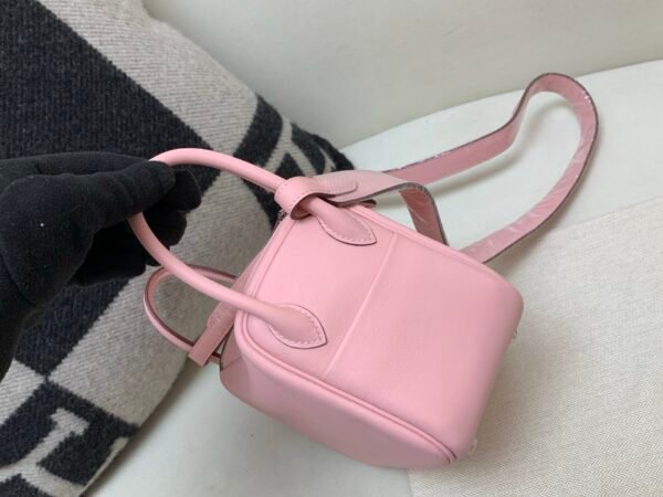 Global Sales Lindy 19CM 3Q Rose Saiura Swift Leather Silver Hardware