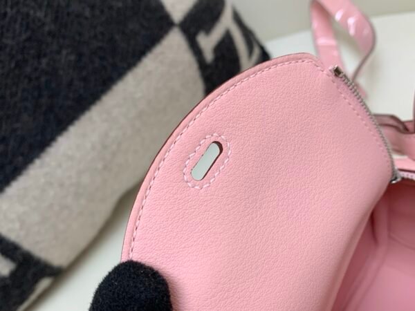 Global Sales Lindy 19CM 3Q Rose Saiura Swift Leather Silver Hardware