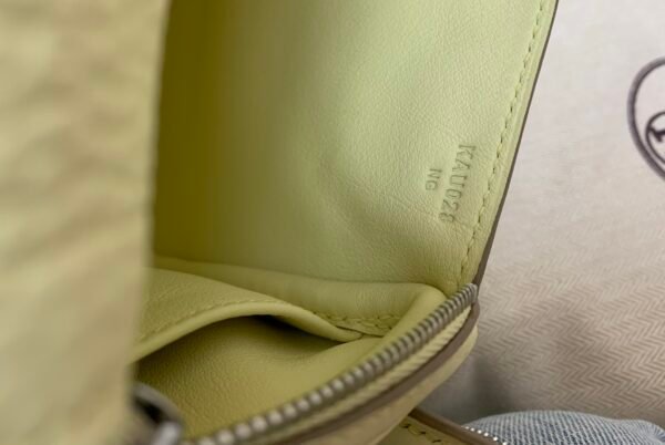 Original Handmade Lindy 19CM i8 Jaune Milton Silver Hardware