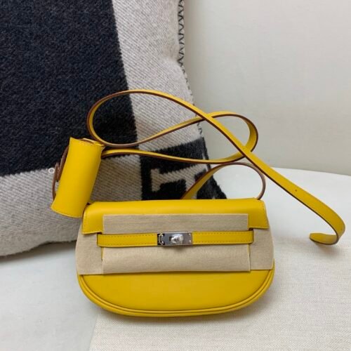 wsxc1748085323200_0 Global Sales Kelly Moove 9D Amber Swift Leather Silver Hardware