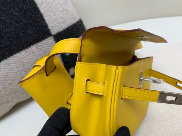 Global Sales Kelly Moove 9D Amber Swift Leather Silver Hardware