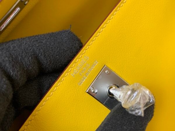 Global Sales Kelly Moove 9D Amber Swift Leather Silver Hardware