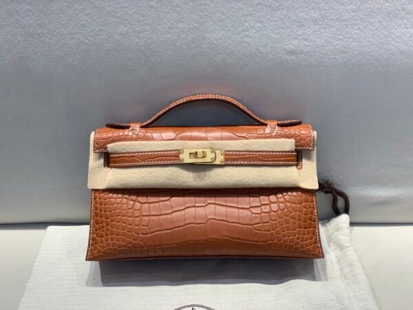 wsxc1750520773670_0 Kelly Pochette 22CM Matte Alligator Leather Ck37 Gold Hardware