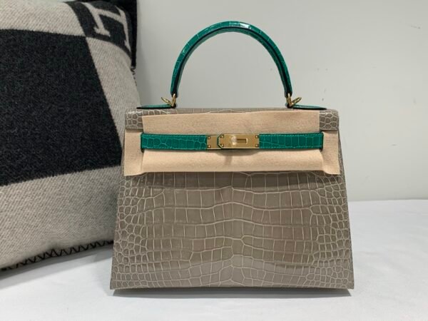 Kelly 28CM New Arrival 81 Gris Tourterelle 6Q Vert Emeraude Porosus Leather GHW