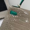 Kelly 28CM New Arrival 81 Gris Tourterelle 6Q Vert Emeraude Porosus Leather GHW