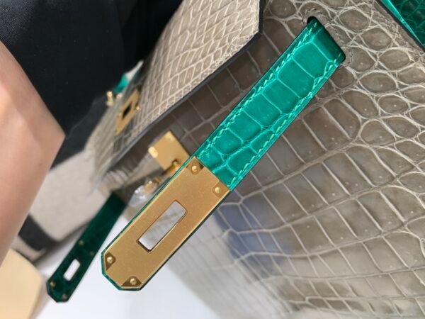 Kelly 28CM New Arrival 81 Gris Tourterelle 6Q Vert Emeraude Porosus Leather GHW
