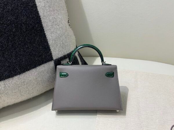 Mini Kelly 19CM 0L 6Q Vert Emeraude Madame Leather and Crocodile Skin SHW