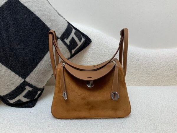 Lindy 26CM Suede Swift Leather CK37 Silver Hardware Full Handmade