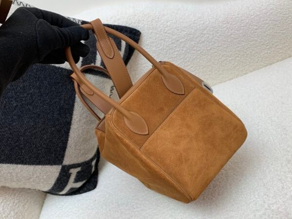 Lindy 26CM Suede Swift Leather CK37 Silver Hardware Full Handmade
