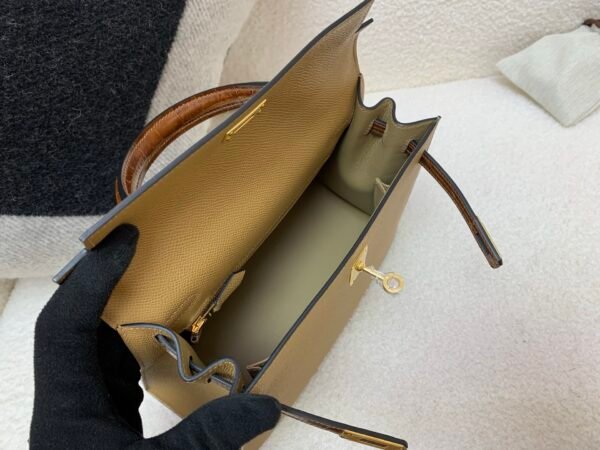 Kelly Touch 0M Chai Alligator Skin Epsom Leather Gold Hardware