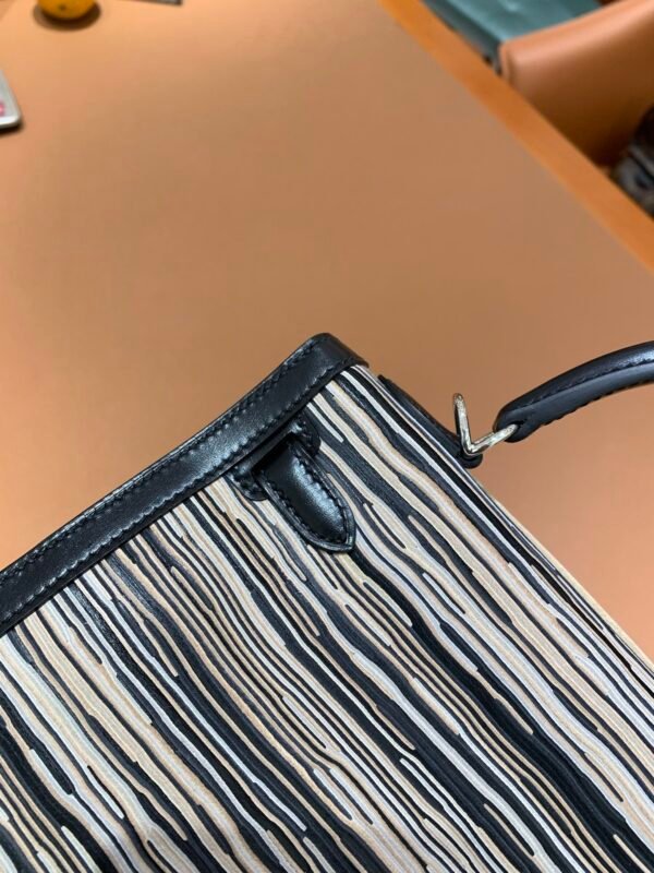 Vibrato Kelly 25CM Global sale 89 Nior Box Leather Sheep cut skin New style