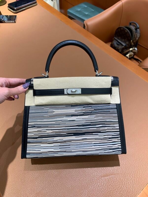 Vibrato Kelly 25CM Global sale 89 Nior Box Leather Sheep cut skin New style