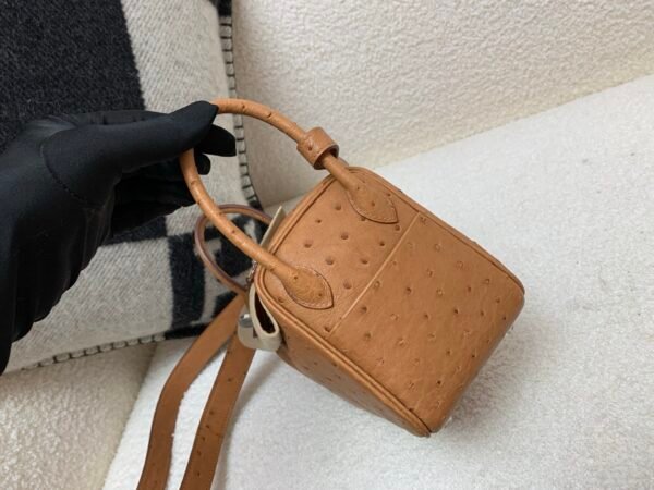 Original Package Factory Sales Lindy 26CM Ostrich Leather CK37 Silver Hardware