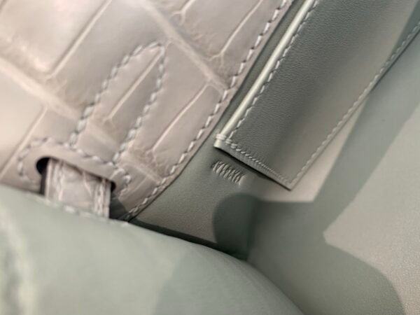 UK sale Kelly Pochette 22CM 0V Alligator Leather Silver Hardware