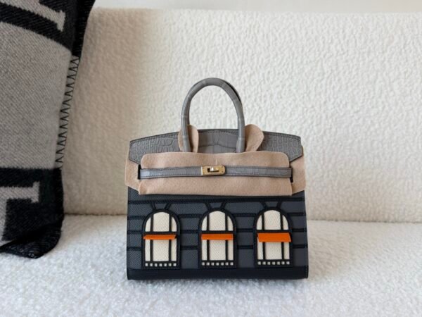 wsxc1778167588687_0 Birkin 20 House H0 Gris misty 0V Gris Ciment 89 Noir (Black) 93 Orange 10 Craie Matte Alligator Epsom Swift Full Handmade