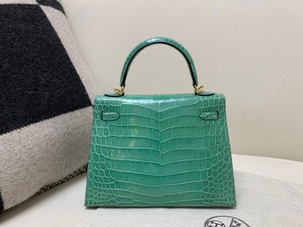 Custom Made Kelly 25cm O6 Vert Jade Shiny Niloticus Leather Gold Hardware