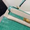 Custom Made Kelly 25cm O6 Vert Jade Shiny Niloticus Leather Gold Hardware