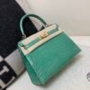 Custom Made Kelly 25cm O6 Vert Jade Shiny Niloticus Leather Gold Hardware
