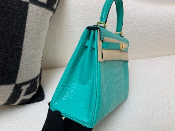 Kelly 25cm Custom Made Alligator Leather O6 Vert Jade Gold Hardware