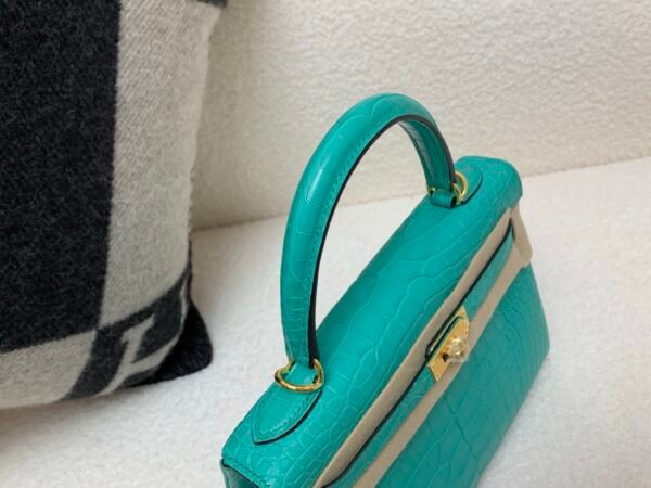 Kelly 25cm Custom Made Alligator Leather O6 Vert Jade Gold Hardware