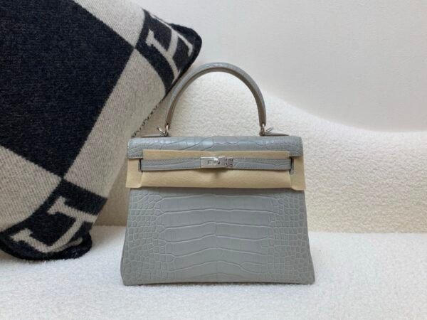 H Factory Kelly 25cm 80 Gris Perle Alligator Silver Hardware Top Handmade