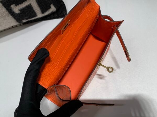 New custom made Kelly Pochette 22CM 93 Orange Alligator Leather Gold Hardware Full Handmade